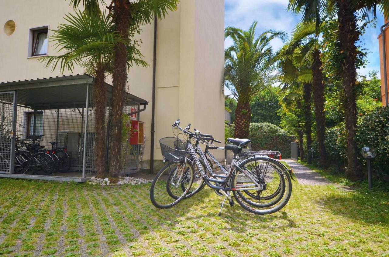 Villa Phoenix - Lake Apartments Riva del Garda Exterior photo