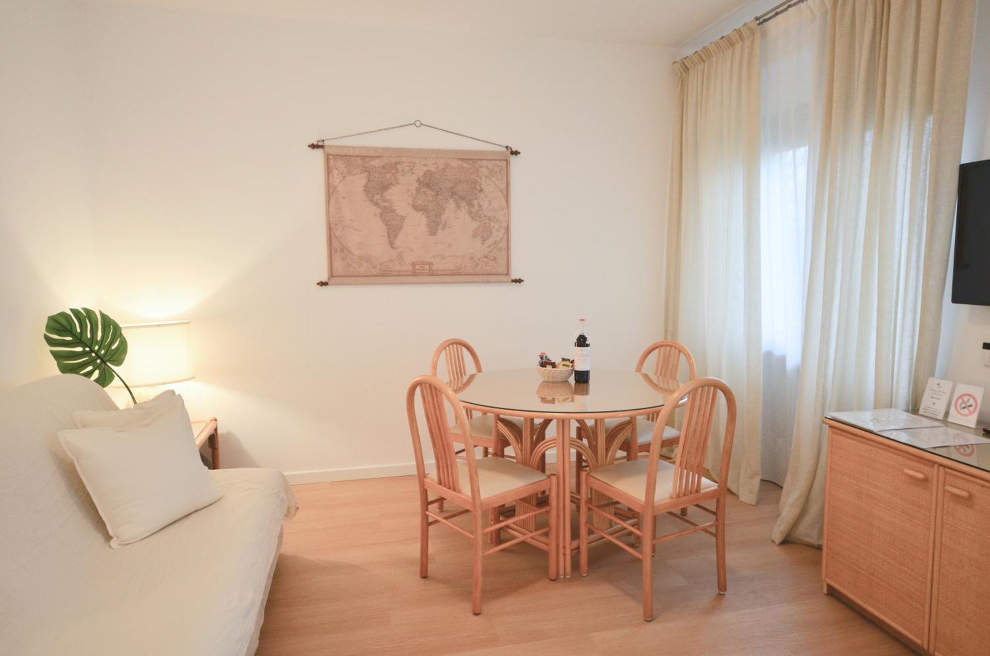 Villa Phoenix - Lake Apartments Riva del Garda Exterior photo